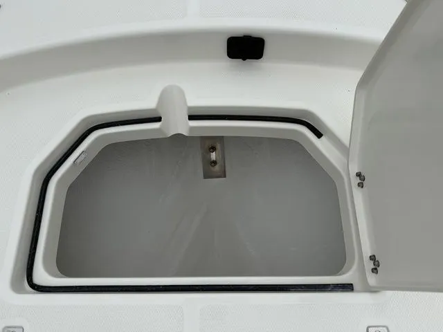 Slide: The Image of Pathfinder 2400 Open 2026 - 13