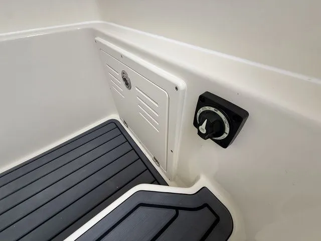 Slide: The Image of Pathfinder 2400 Open 2026 - 18