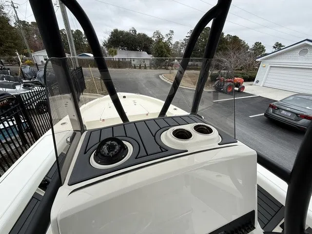 Slide: The Image of Pathfinder 2400 Open 2026 - 20