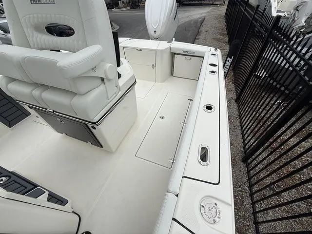 Slide: The Image of Pathfinder 2400 Open 2026 - 31