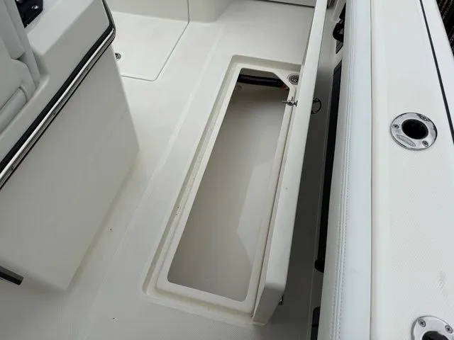 Slide: The Image of Pathfinder 2400 Open 2026 - 34