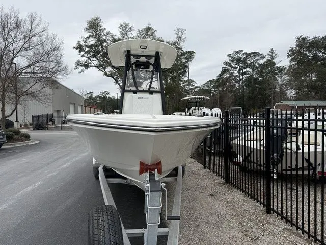 Slide: The Image of Pathfinder 2400 Open 2026 - 4