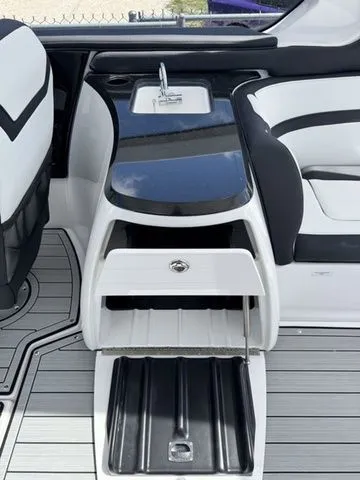 Slide: The Image of Yamaha 275SD 2026 - 14