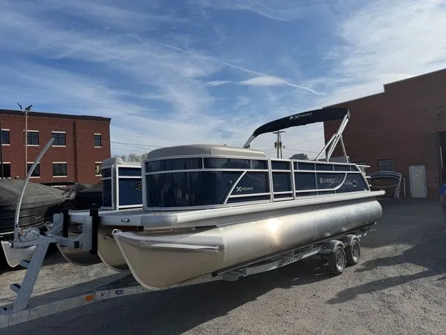 Slide: The Image of Godfrey Sweetwater 2286 SFLX Tritoon - 150 HP Yamaha 2026 - 2