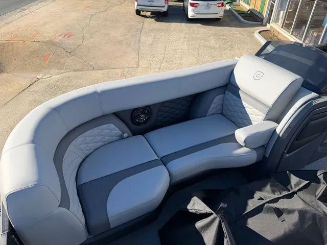 Slide: The Image of Godfrey Monaco 235 SFLC - 250 Suzuki SS 2026 - 13