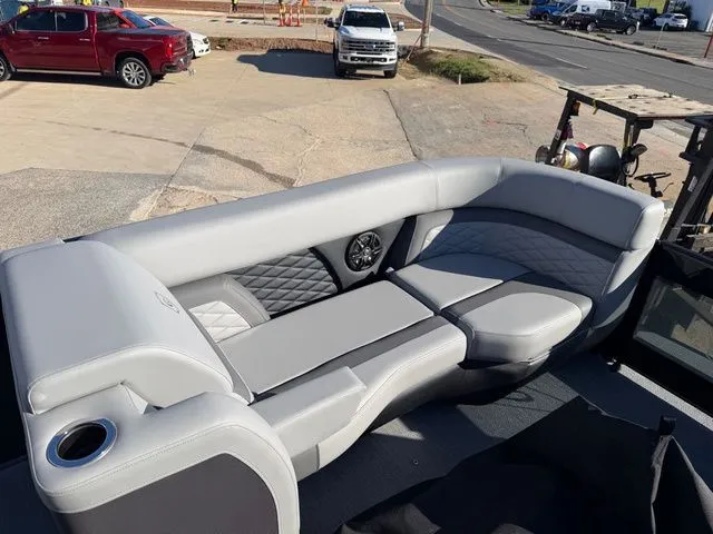 Slide: The Image of Godfrey Monaco 235 SFLC - 250 Suzuki SS 2026 - 17