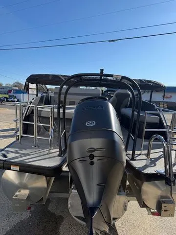 Slide: The Image of Godfrey Monaco 235 SFLC - 250 Suzuki SS 2026 - 3