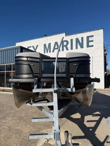 Slide: The Image of Godfrey Monaco 235 SFLC - 250 Suzuki SS 2026 - 5