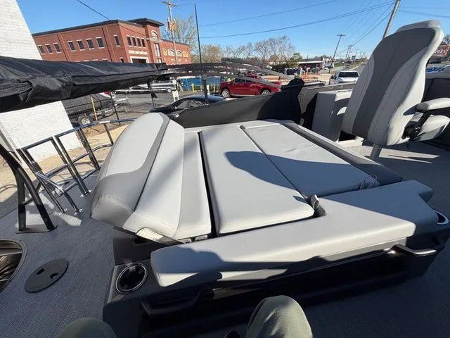 Slide: The Image of Godfrey Monaco 235 SFLC - 250 Suzuki SS 2026 - 9