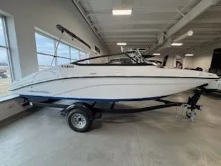 Slide: The Image of Yamaha SX190 2026 - 3