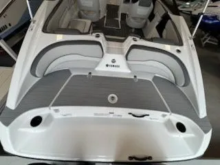 Slide: The Image of Yamaha SX190 2026 - 7