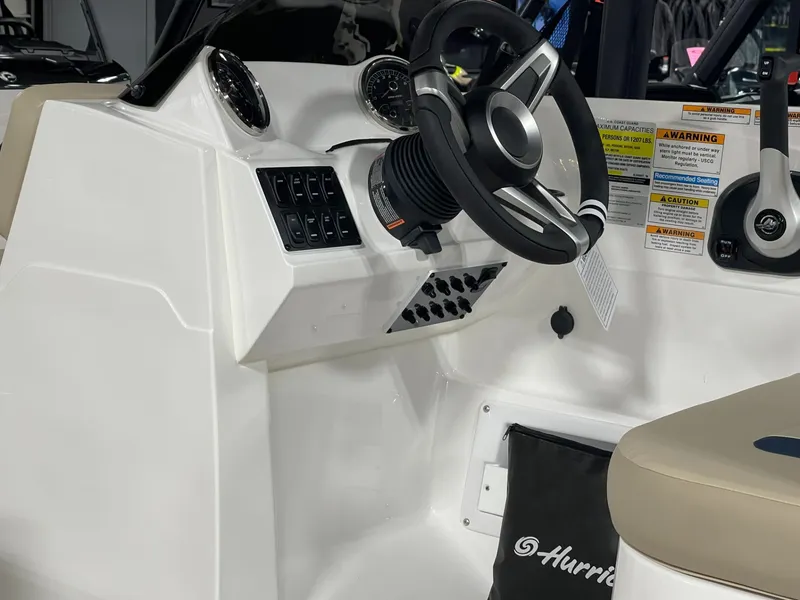 Slide: The Image of Hurricane SS185 2026 - 10