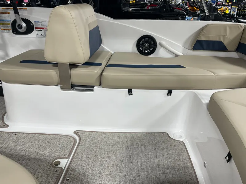 Slide: The Image of Hurricane SS185 2026 - 8