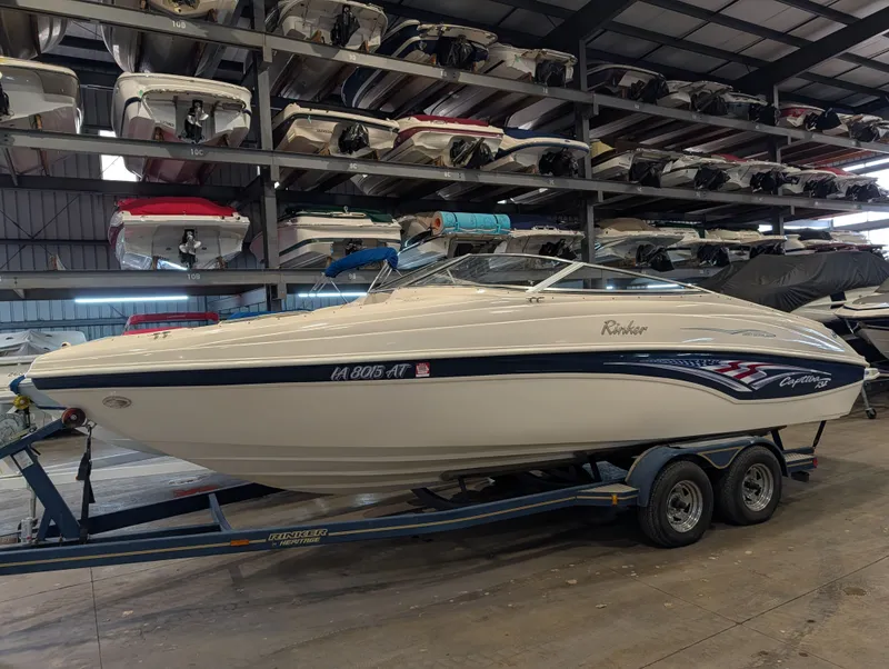 The Image of Rinker 232 2002 - 1