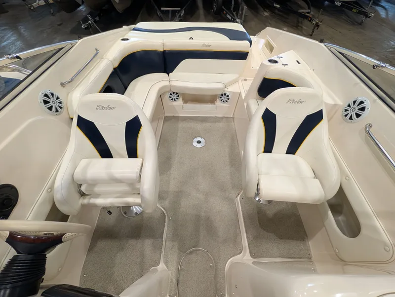 Slide: The Image of Rinker 232 2002 - 14