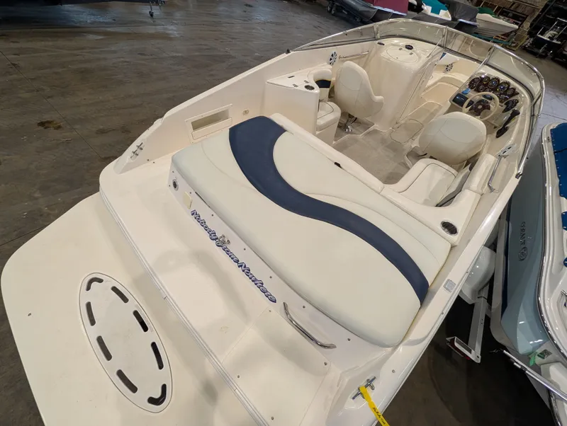 Slide: The Image of Rinker 232 2002 - 6