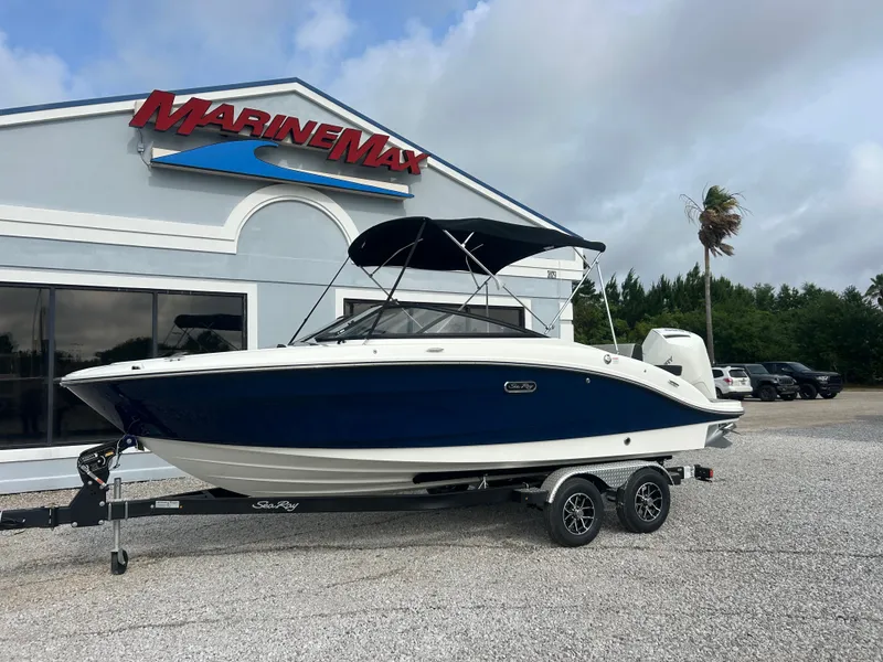 Slide: The Image of Sea Ray SPX 210 Outboard 2026 - 2