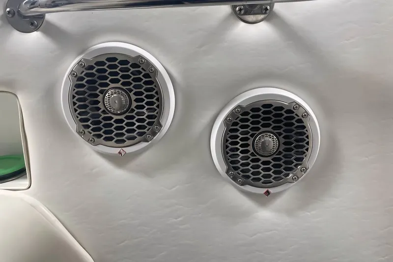 Slide: The Image of Speakers on a 2001 Eliminator 36 Daytona boat interior, featuring a sleek design. - 5