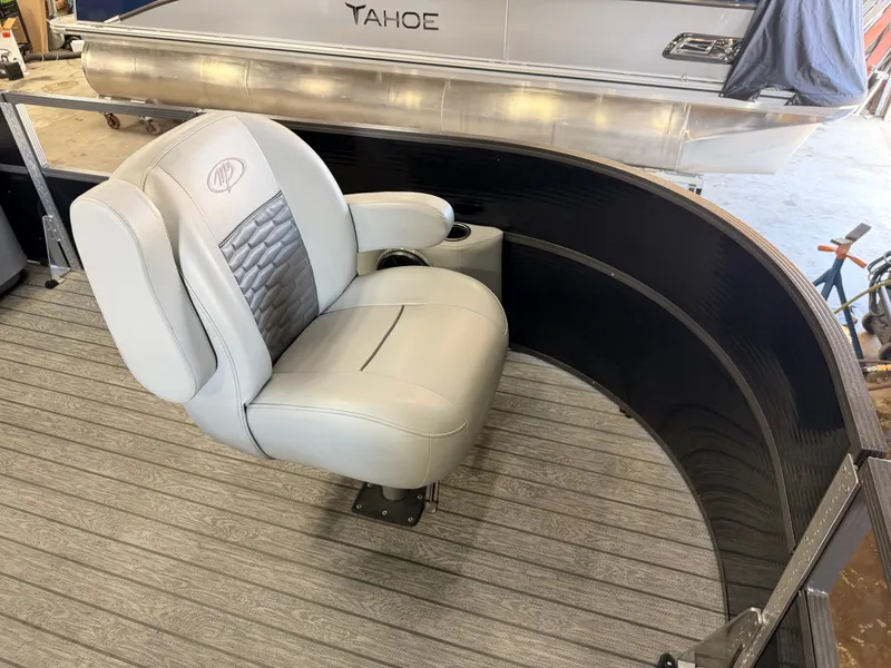 Slide: The Image of Montego Bay 8616 Quad Fish & 40HP Mercury 4Stroke -$24,995 2022 - 14