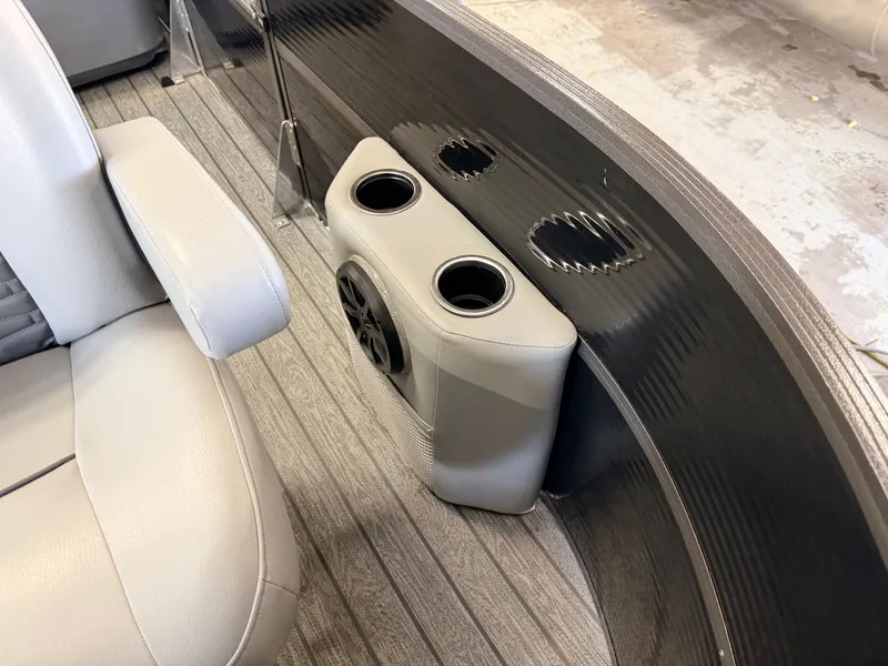 Slide: The Image of Montego Bay 8616 Quad Fish & 40HP Mercury 4Stroke -$24,995 2022 - 16