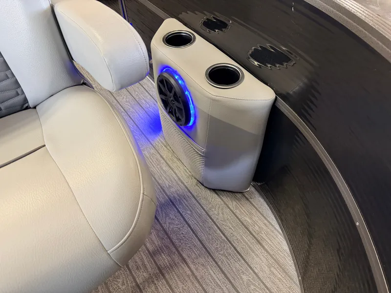 Slide: The Image of Montego Bay 8616 Quad Fish & 40HP Mercury 4Stroke -$24,995 2022 - 17