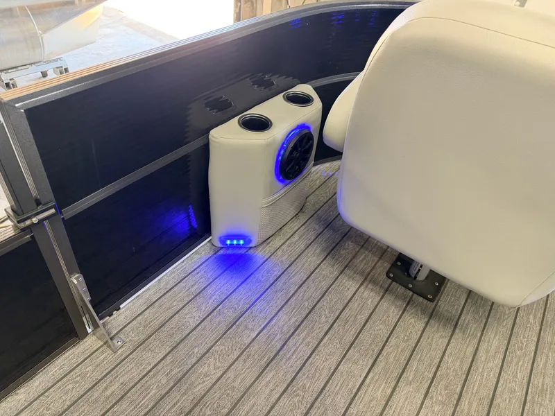 Slide: The Image of Montego Bay 8616 Quad Fish & 40HP Mercury 4Stroke -$24,995 2022 - 18