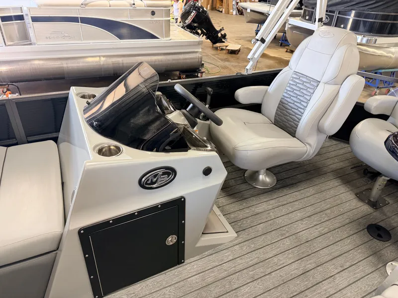 Slide: The Image of Montego Bay 8616 Quad Fish & 40HP Mercury 4Stroke -$24,995 2022 - 21