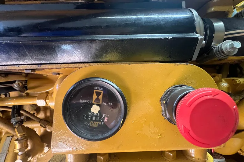 Slide: The Image of Engine service meter of a 1996 Riviera 4800 Sport Yacht, showing 2974 hours. - 50