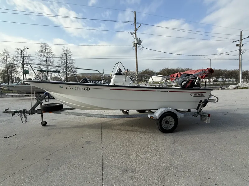 Slide: The Image of Boston Whaler 17 Montauk 2005 - 11