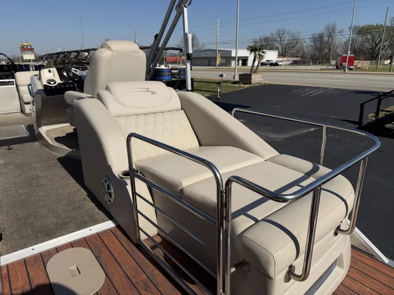 Slide: The Image of Bennington Q25 2013 - 11