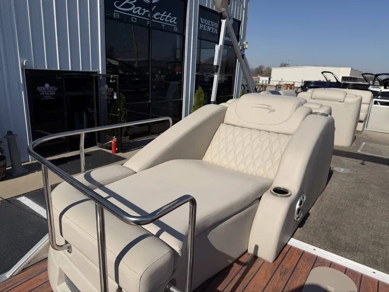 Slide: The Image of Bennington Q25 2013 - 32