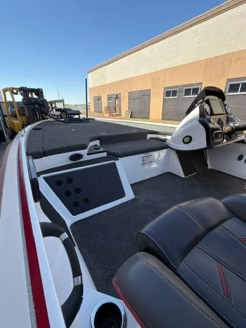 Slide: The Image of Nitro Z19 2018 - 7