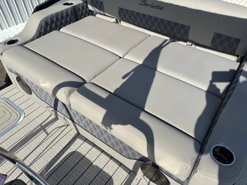 Slide: The Image of Barletta lusso 2022 - 12