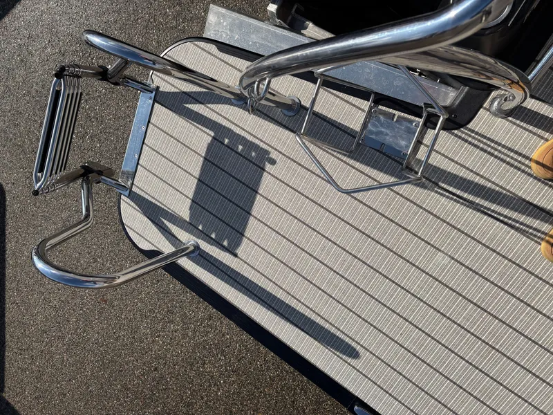 Slide: The Image of Barletta lusso 2022 - 14