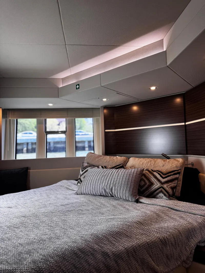 Slide: The Image of Azimut 54 2015 - 150