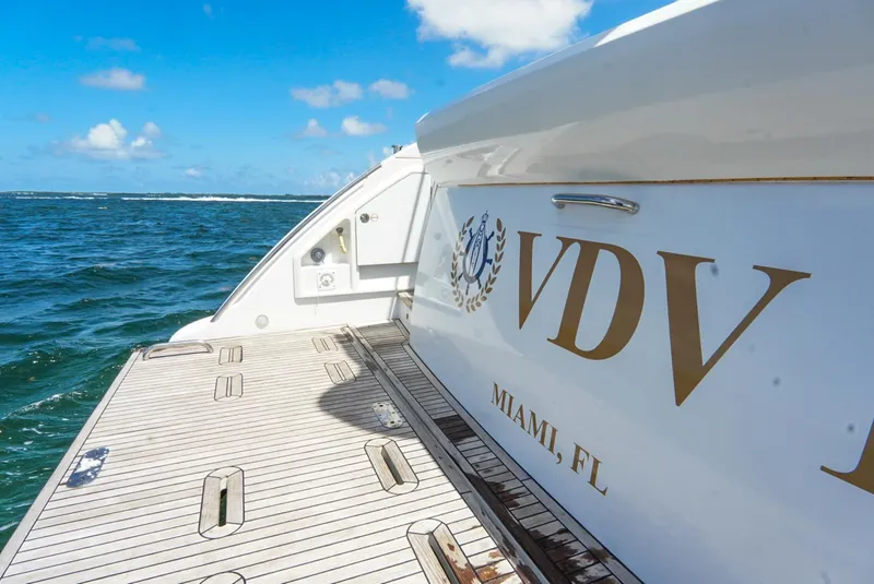 Slide: The Image of Azimut 54 2015 - 80