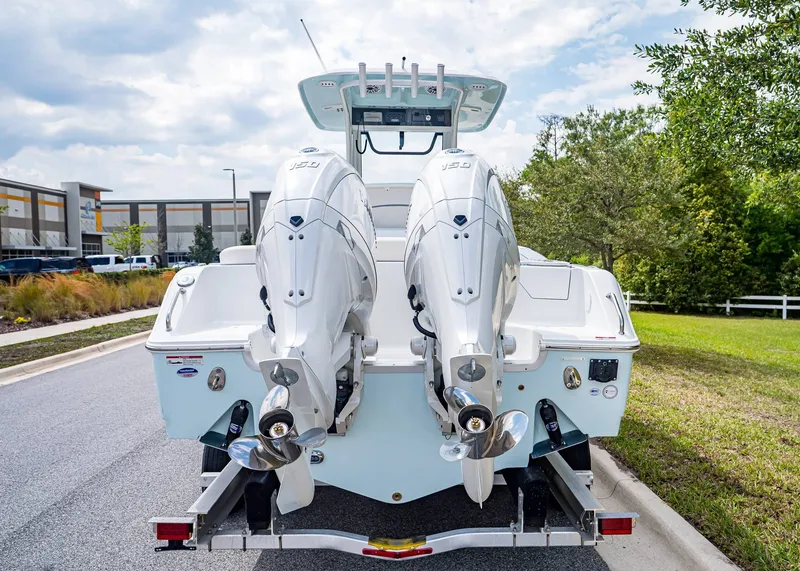 Slide: The Image of Sea Hunt Ultra 265 SE 2026 - 3