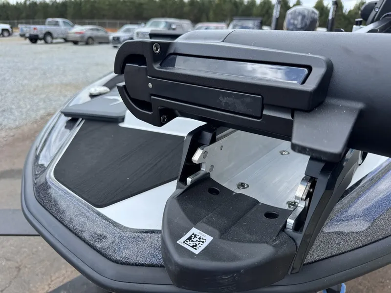 Slide: The Image of Skeeter ZXE20 ULTREX QUEST UPGRADE 2026 - 8