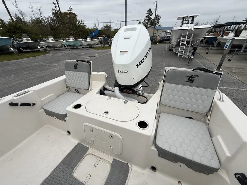 Slide: The Image of Carolina 21LS HONDA 140-WITH 7 HOURS 2025 - 5