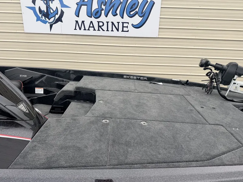 Slide: The Image of Skeeter ZXE20 ULTREX QUEST UPGRADE 2026 - 7