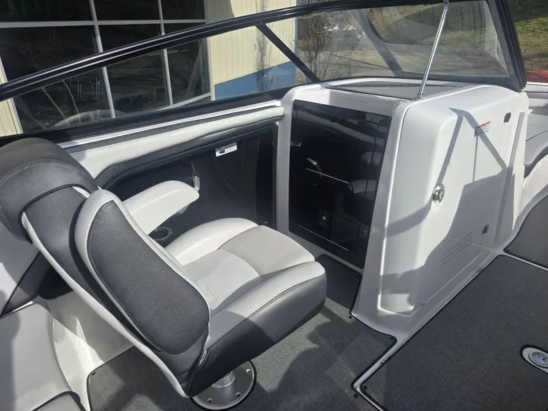 Slide: The Image of Yamaha AR240 2019 - 10