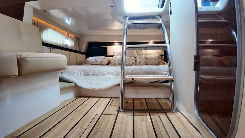 Slide: The Image of Regal 32 Express Cruiser 2015 - 21