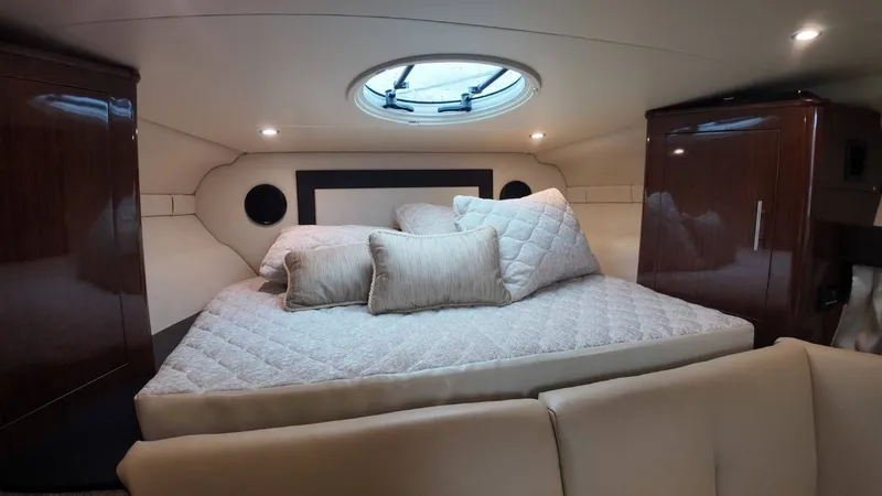 Slide: The Image of Regal 32 Express Cruiser 2015 - 27