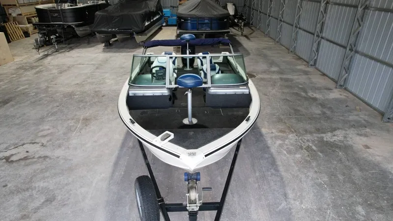 Slide: The Image of Lowe 185 Fishin' Machine 2010 - 15