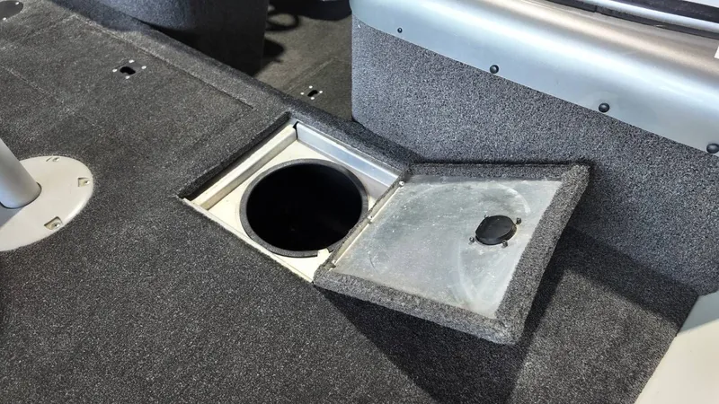 Slide: The Image of Lowe 185 Fishin' Machine 2010 - 23