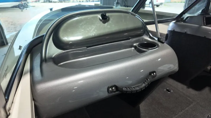 Slide: The Image of Lowe 185 Fishin' Machine 2010 - 34