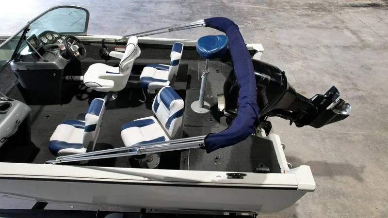 Slide: The Image of Lowe 185 Fishin' Machine 2010 - 45