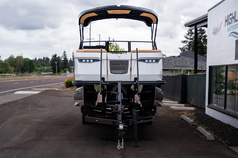 Slide: The Image of Revel Boats RS25 2026 - 9