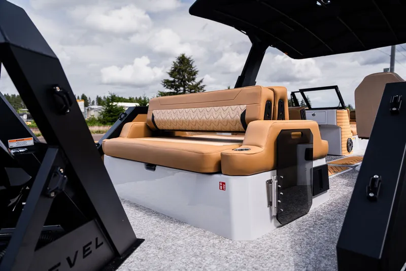 Slide: The Image of Revel Boats RS25L Midnight Eclipse 2026 - 13