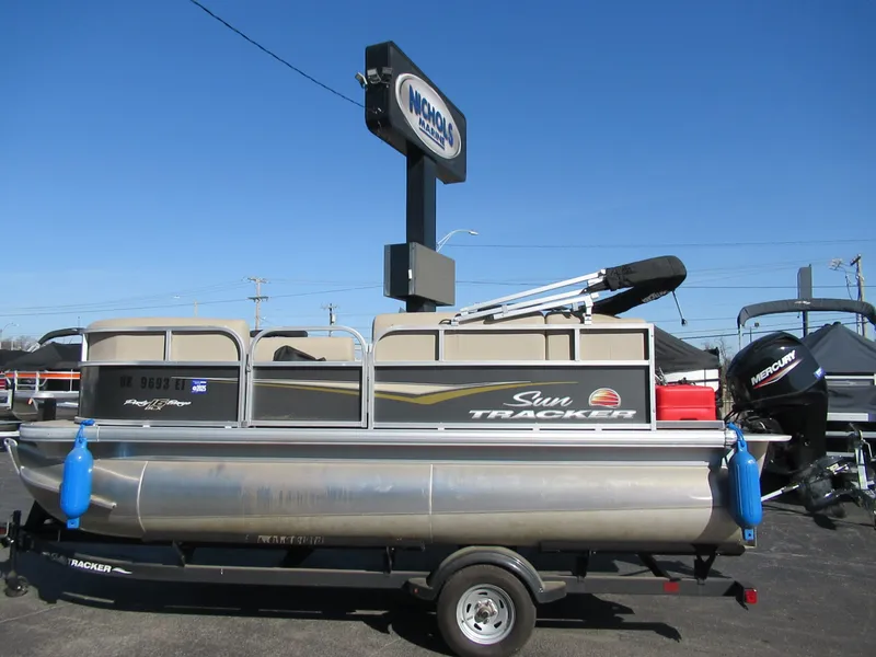 The Image of Tracker SUNTRACKER PB16 2024 - 1